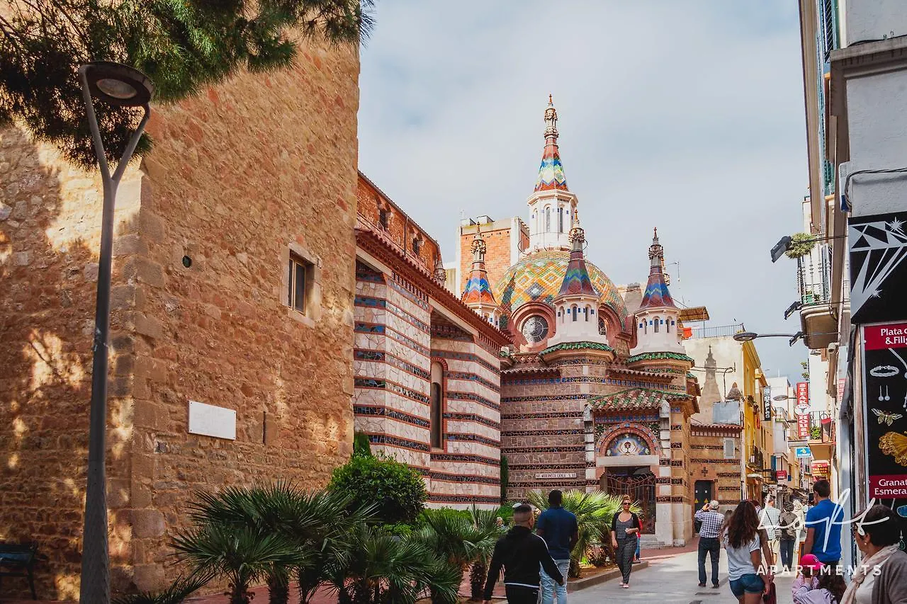 Loft Hostal Group Lloret de Mar