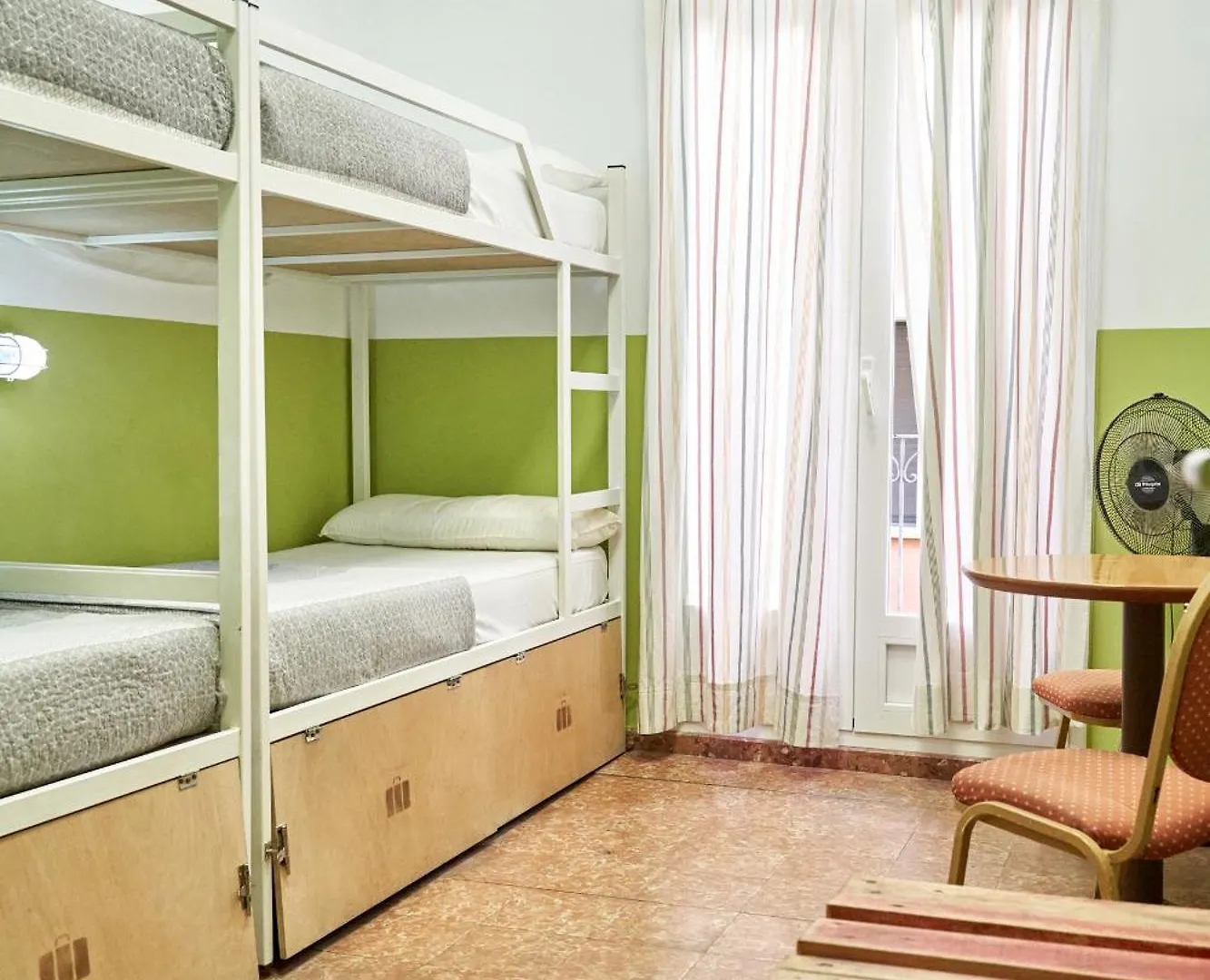 Loft Hostal Group Lloret de Mar Hostel