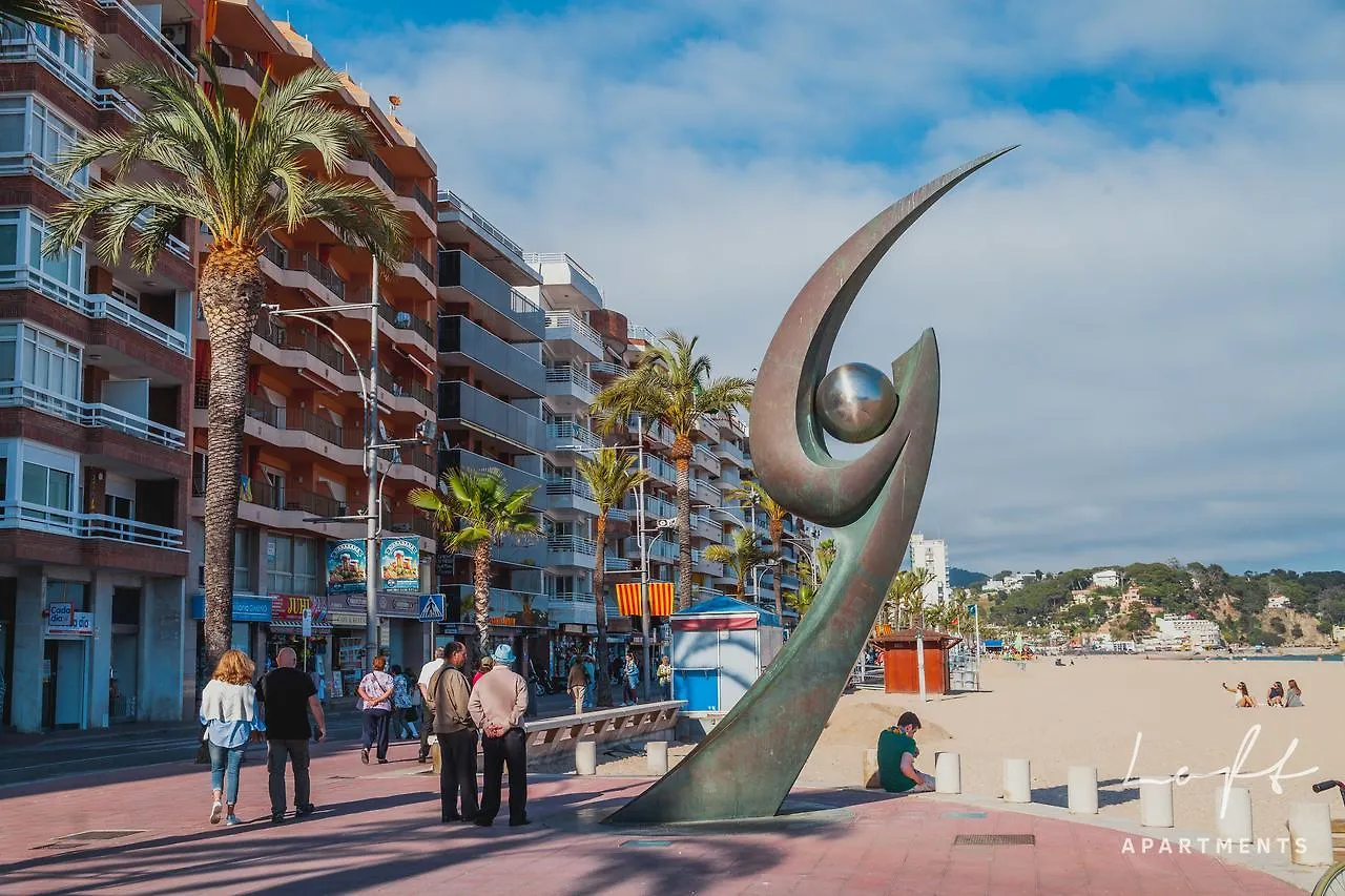 Loft Hostal Group Lloret de Mar Hostel