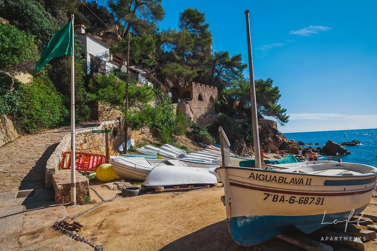 Loft Hostal Group Lloret de Mar 0*,