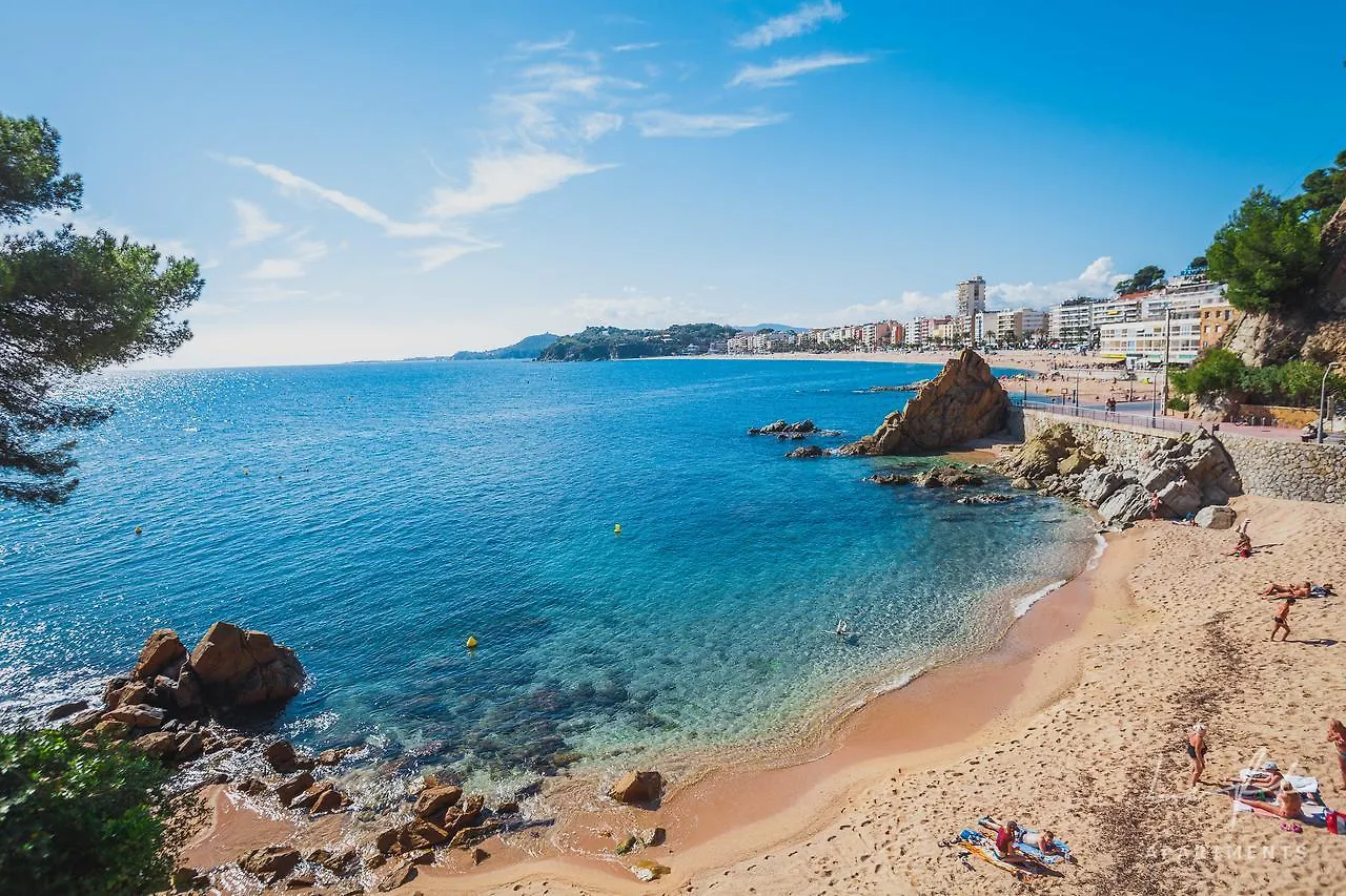 Loft Hostal Group Lloret de Mar