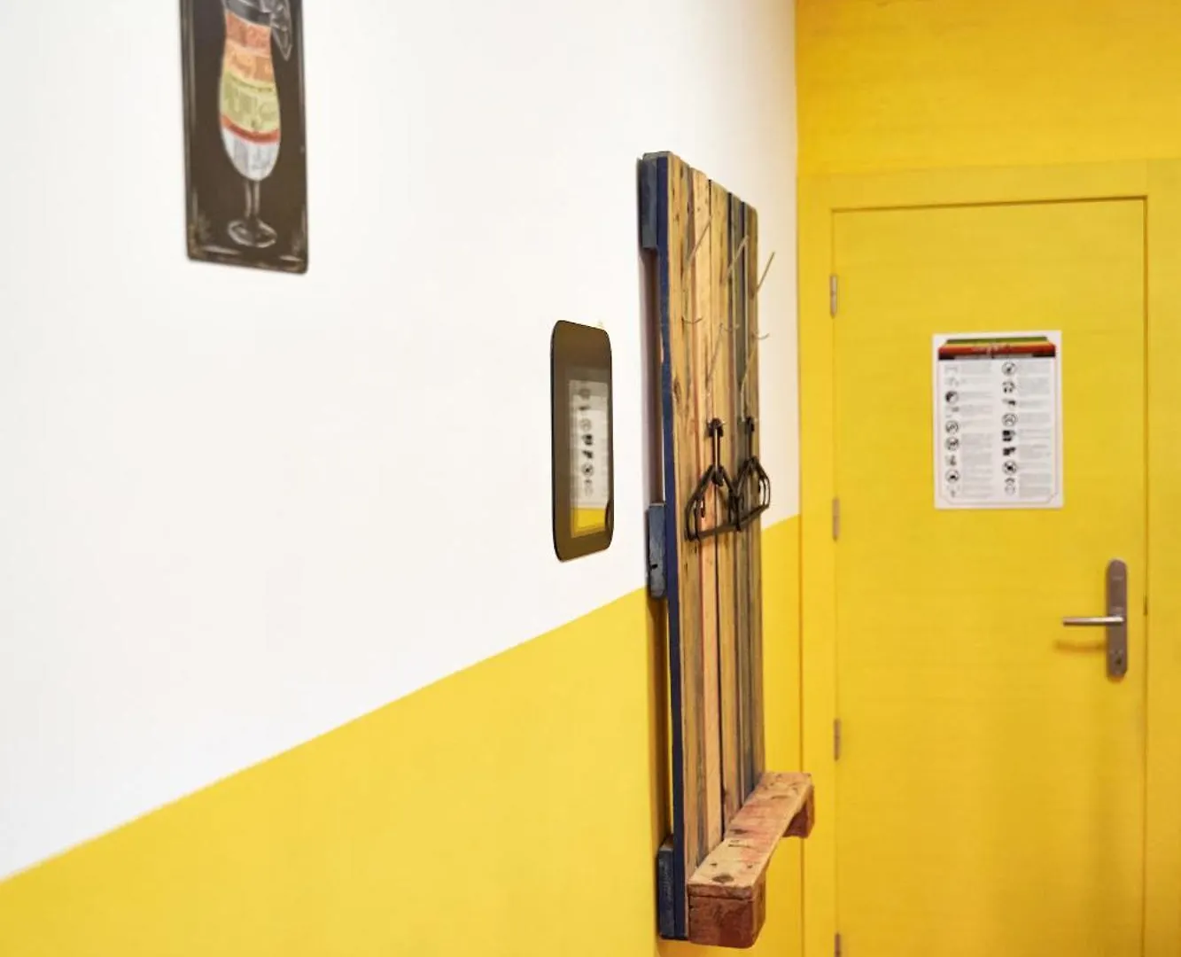 Ostello Loft Hostal Group Lloret de Mar