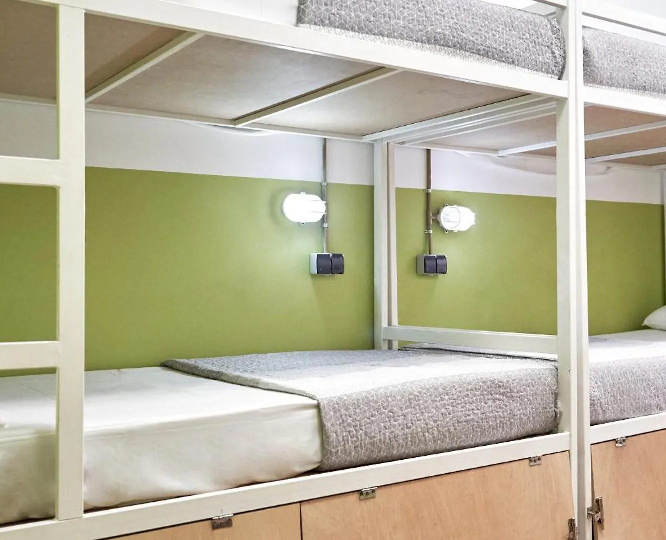 Loft Hostal Group Lloret de Mar Hostel