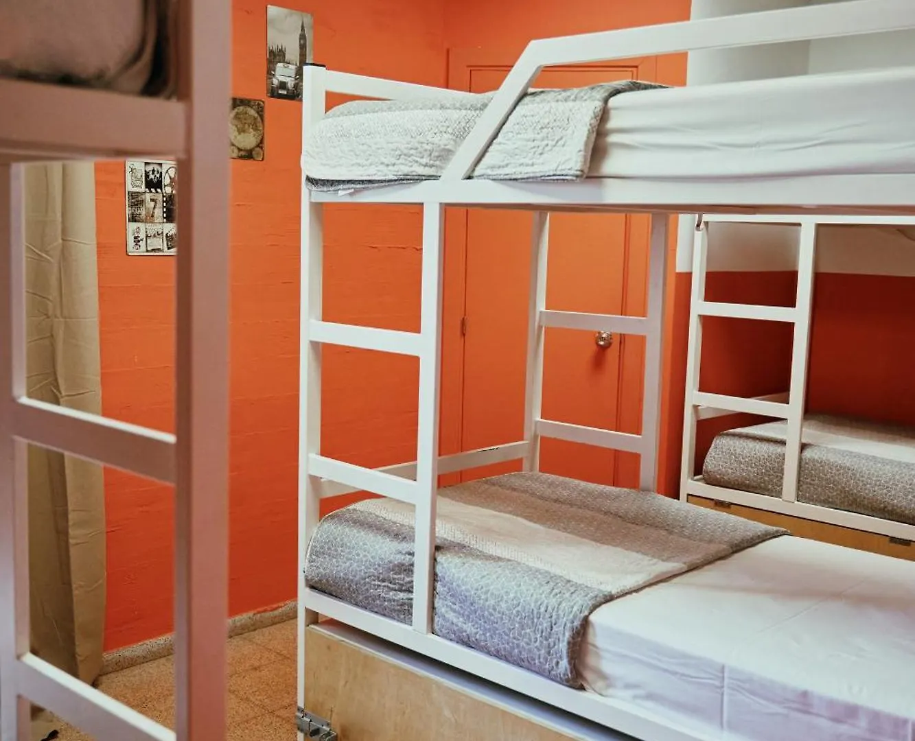 Ostello Loft Hostal Group Lloret de Mar